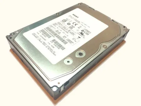 Жесткий диск Hitachi HGST 300Gb 15K 6Gb/s SAS 3.5" (HUS156030VLS600)