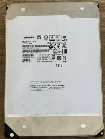 Жесткий диск Toshiba MG09 18Tb 7.2K 12Gb/s SAS 3.5'' (HDEPZ10GEA51)