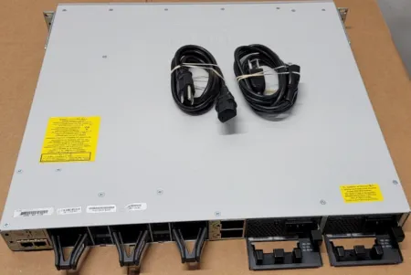 Коммутатор Cisco Catalyst (C9300-48P-E)