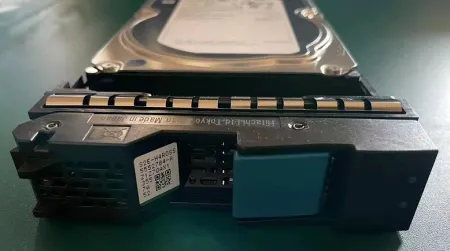 Жесткий диск Hitachi 4Tb 7.2K 6Gb/s SAS 3.5'' (5552784-A)