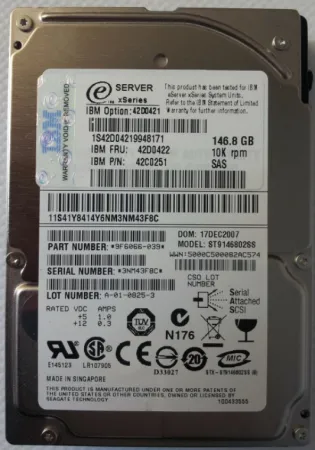 Жесткий диск IBM 146Gb 10K 3Gb/s SAS 2.5" (42C0251)