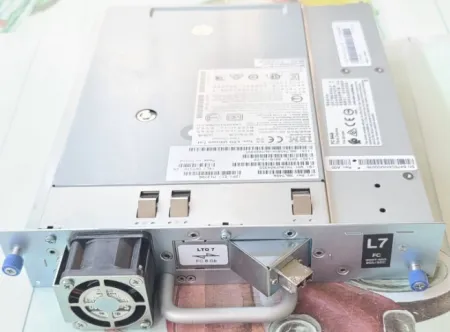 Привод IBM TS3100 LTO-7 Fibre Channel (38L7458)